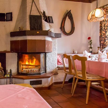 Pension Zum-Ratsherrn Friedrichroda Buitenkant foto
