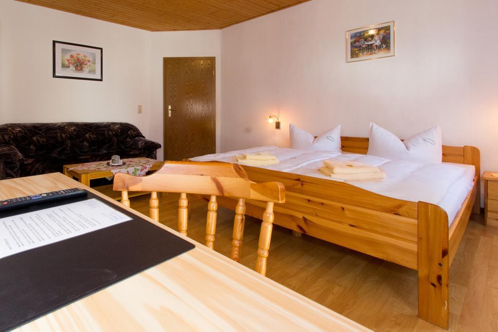 Pension Zum-Ratsherrn Friedrichroda Kamer foto