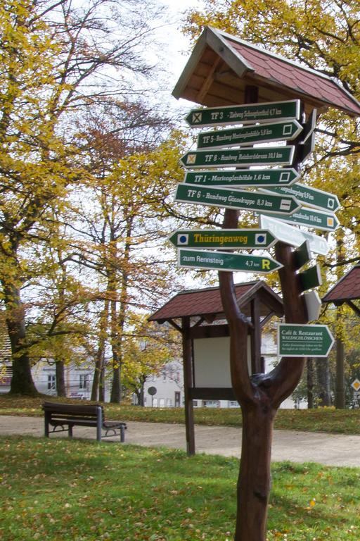 Pension Zum-Ratsherrn Friedrichroda Buitenkant foto