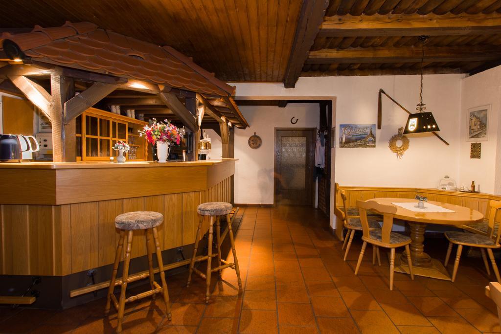 Pension Zum-Ratsherrn Friedrichroda Buitenkant foto
